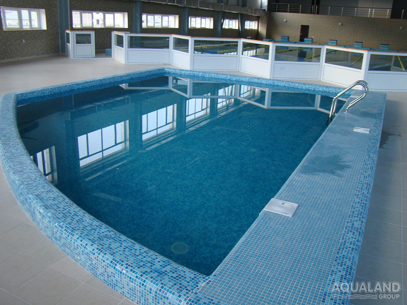 Плавательный бассейн. Aqualand Group - строительство и проектирование бассейнов.