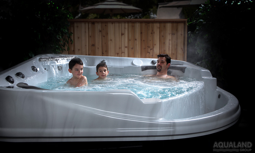 Spa бассейны в Казахстане и Кыргызстане канадского производителя Coast Spas